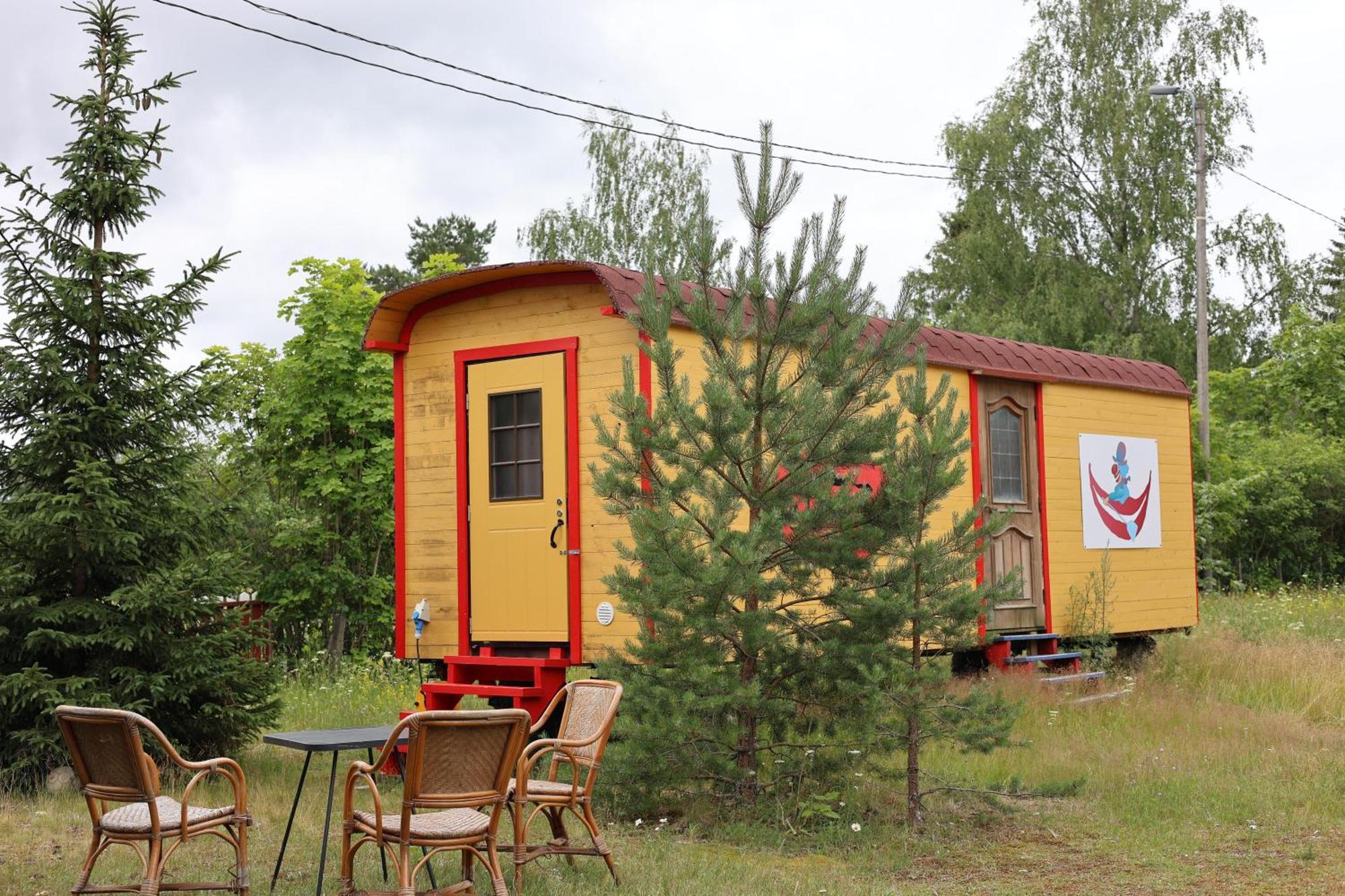 Hostel Cirkus Holken *