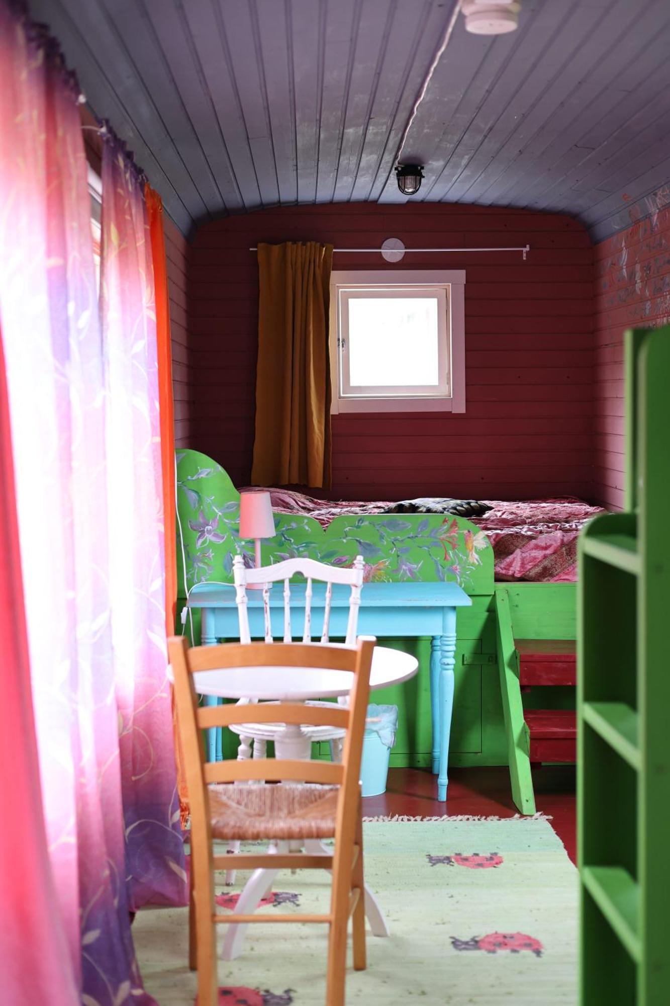 Hostel Cirkus Holken *